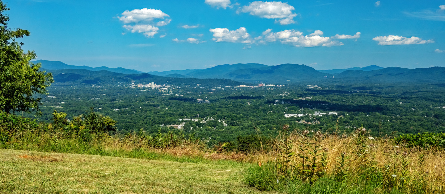 Deaverview Mtn w SAHC Katie Gray, July 12, 2023